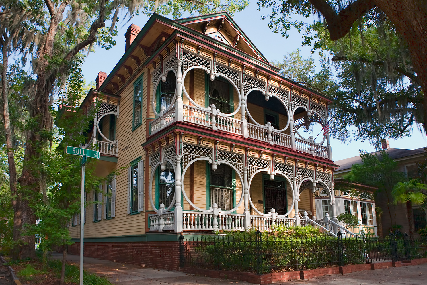 Victorian District/Starland District